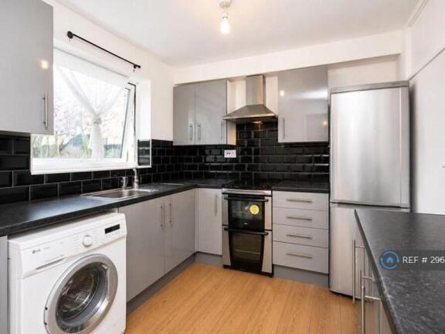 Flat for rent in Cat Hill