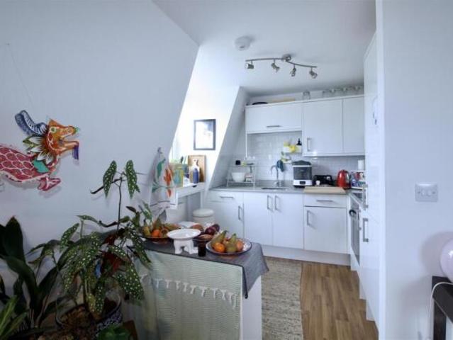 Flat for rent in South Hackney, Greater London