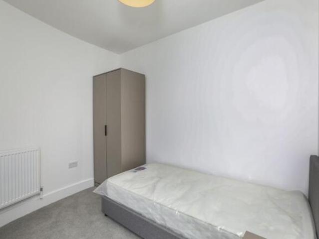Flat for rent in Chatham