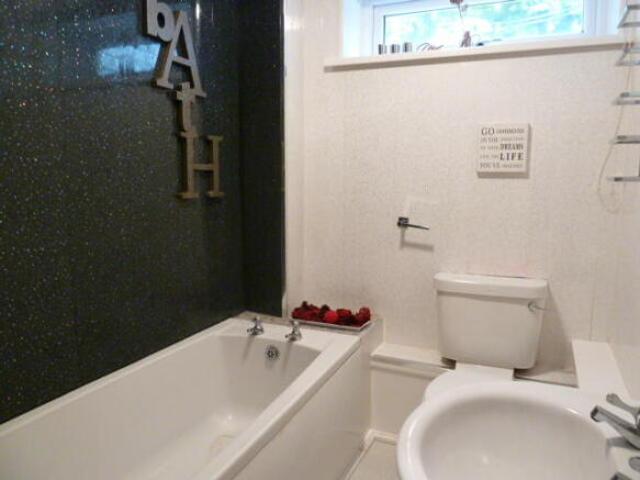 Flat for rent in Moorside, Tyne And Wear