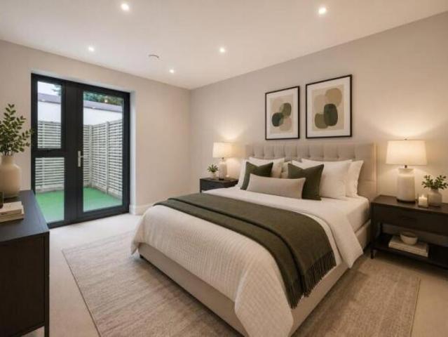 Flat for rent in London Borough of Merton, South Wimbledon