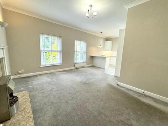 Flat for rent in Midanbury, City Of Southampton