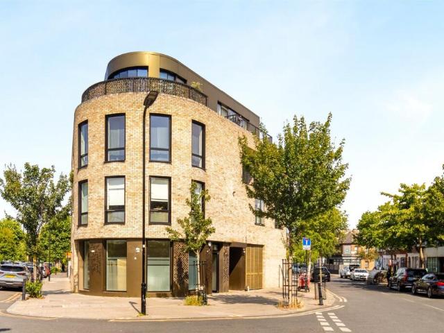 Flat for rent in Hackney