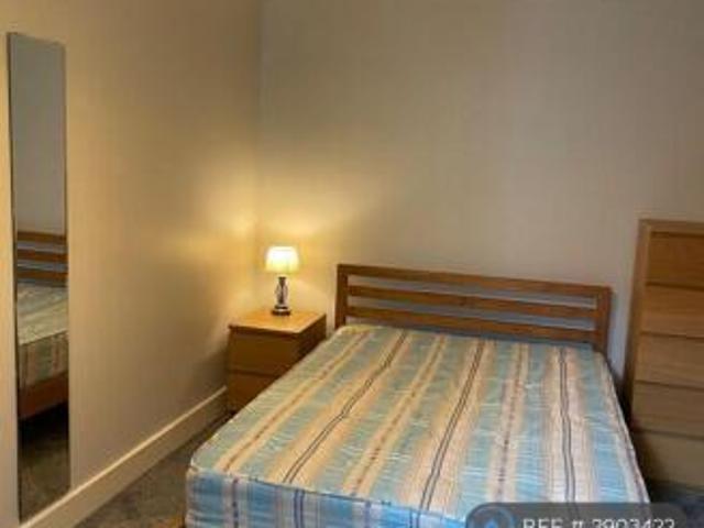 Flat for rent in Cat Hill