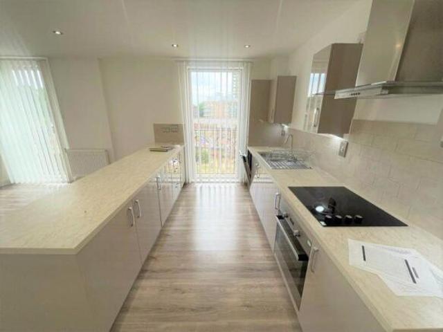 Flat for rent in Cat Hill