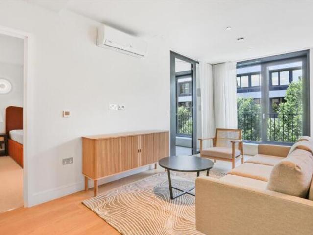 Flat for rent in Cat Hill