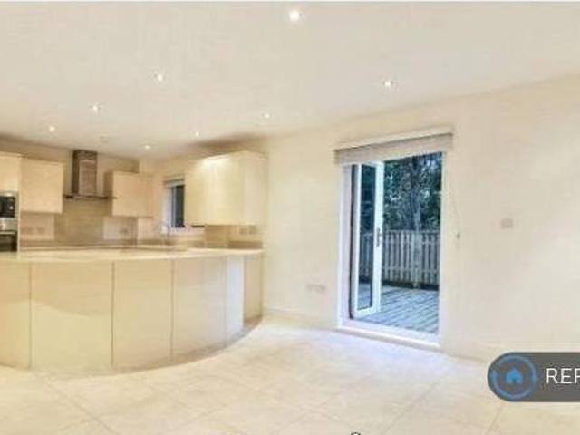 House for rent in Lyons, Greater London