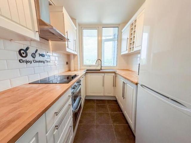 Flat for rent in Cat Hill