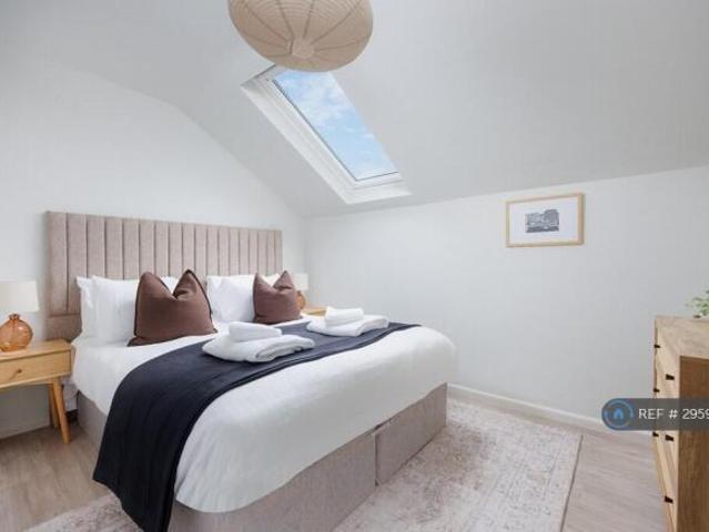 Flat for rent in Mount Wise