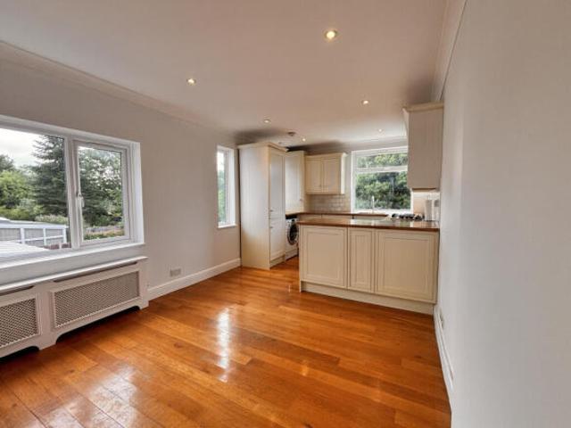 Flat for rent in Ealing, Greater London