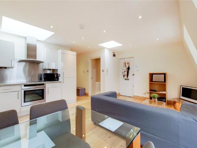 Flat for rent in Fitzrovia