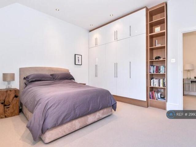 Flat for rent in Cat Hill
