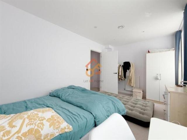 Flat for rent in Cat Hill