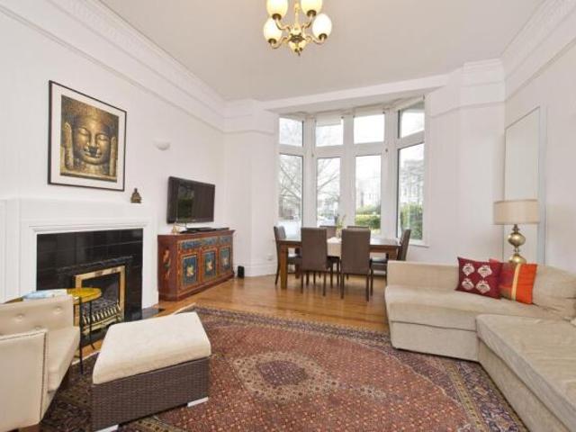 Flat for rent in Cat Hill