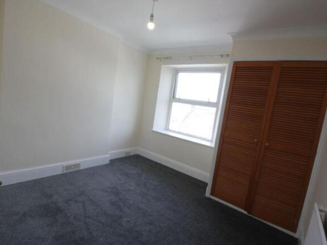 Flat for rent in Greenbank, Mount Wise