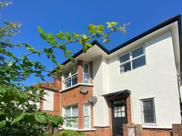 House for rent in Lyons, Greater London