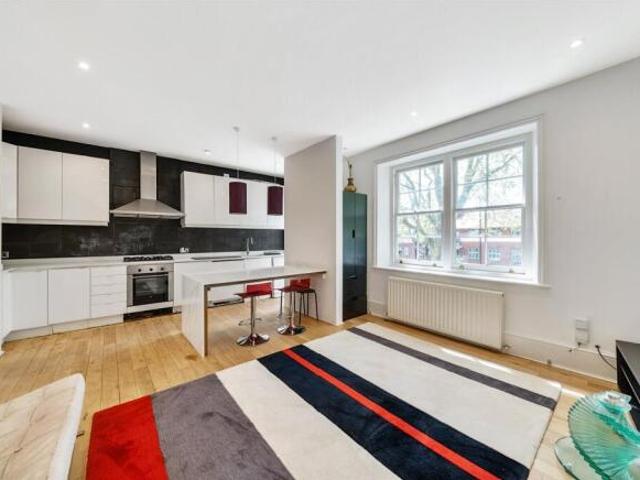 Flat for rent in Highgate, Greater London