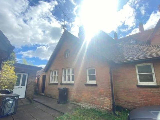 House for rent in Lyons, Greater London