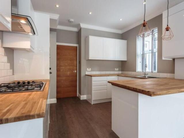 Flat for rent in Greater London