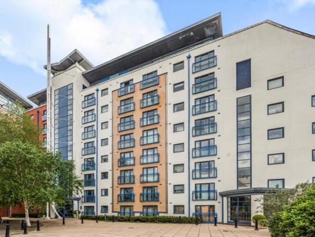 Flat for rent in Cat Hill
