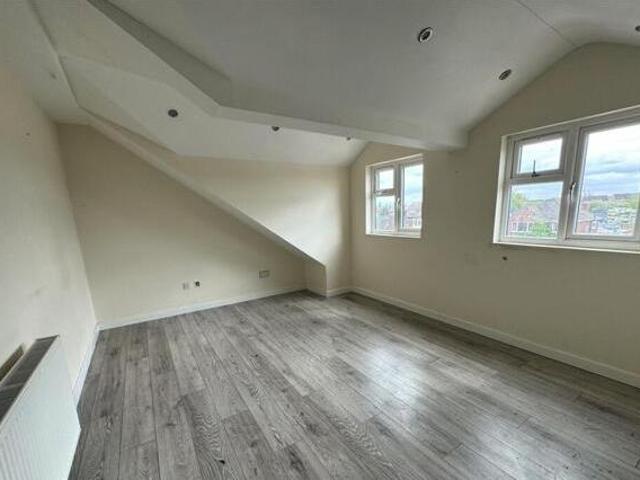 House for rent in Chilvers Coton, Camp Hill