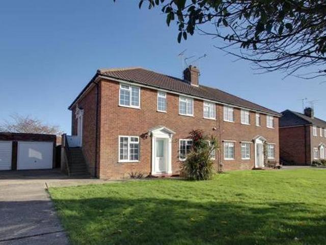 House for rent in West Sussex