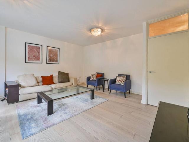 Flat for rent in St John's Wood
