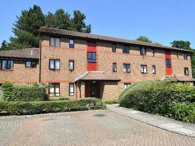 House for rent in Surrey