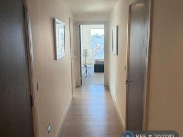 Flat for rent in Cat Hill