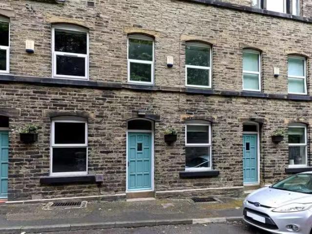 House for rent in Gomersal, West Yorkshire