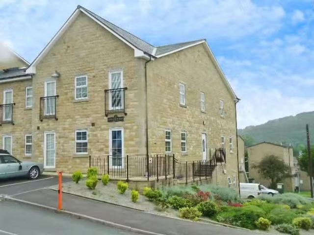 House for rent in Crossflatts, West Yorkshire