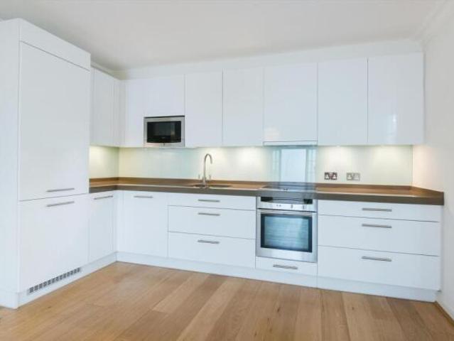 Flat for rent in Cat Hill