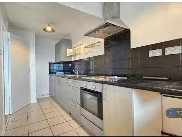 House for rent in Erith, Greater London