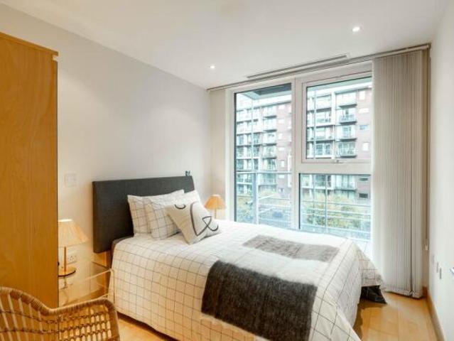Flat for rent in Cat Hill