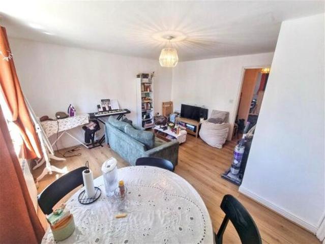 Flat for rent in Stratford Marsh, Greater London