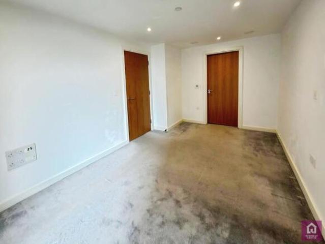 Flat for rent in City Centre, Georgia