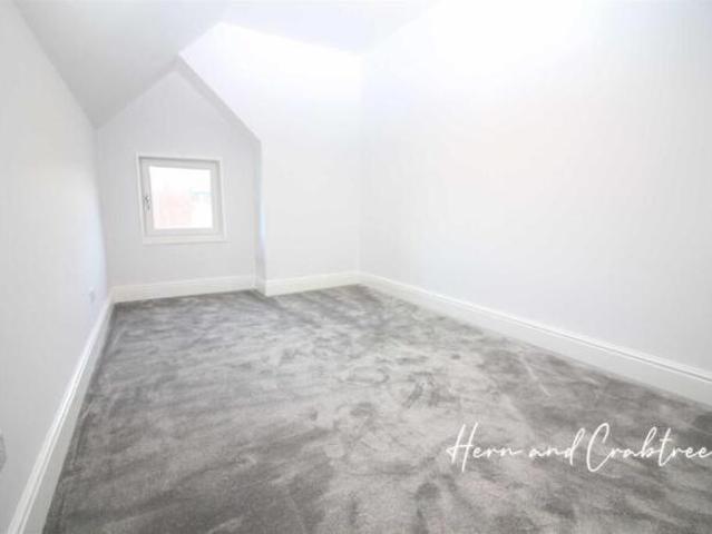 Flat for rent in Llandaff, Wales