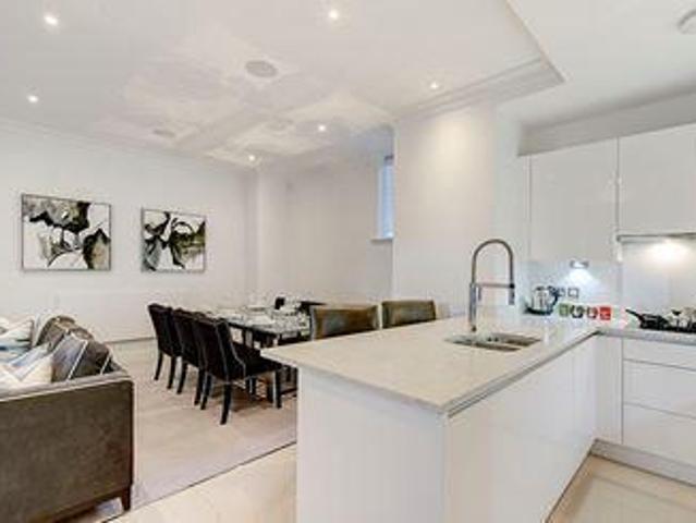 Flat for rent in Cat Hill