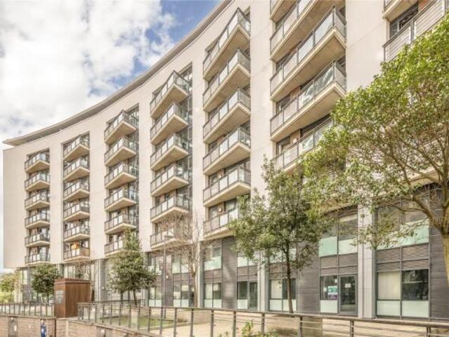 Flat for rent in Cat Hill