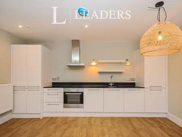 House for rent in London Borough of Bromley, Greater London