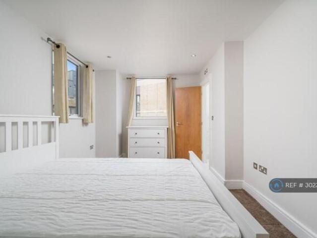 Flat for rent in Cat Hill