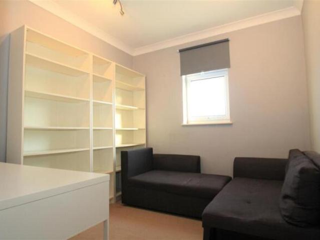 Flat for rent in Alton Barnes, Essex