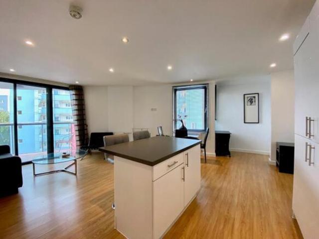 Flat for rent in Camden Town, Greater London