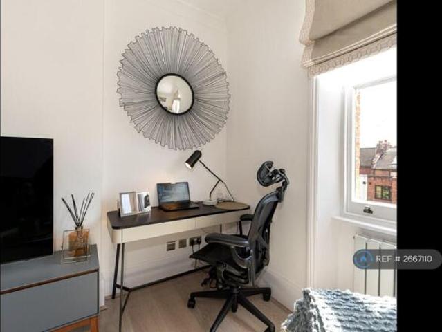 Flat for rent in Cat Hill