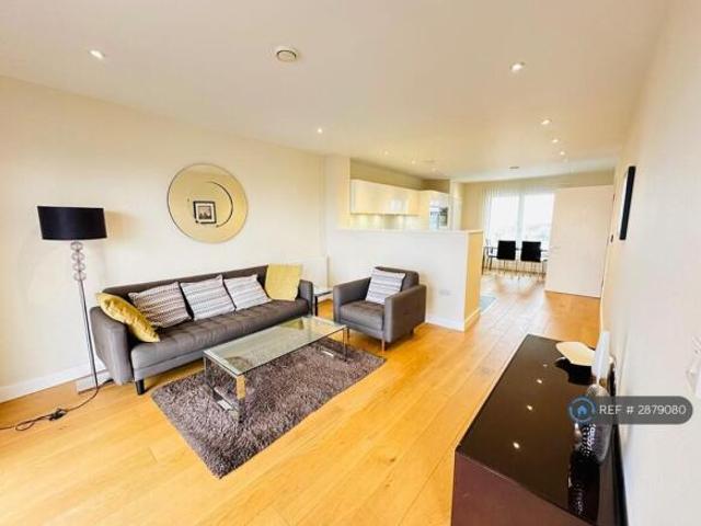 Flat for rent in Cat Hill