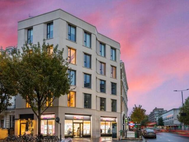 Flat for rent in Notting Hill, Greater London