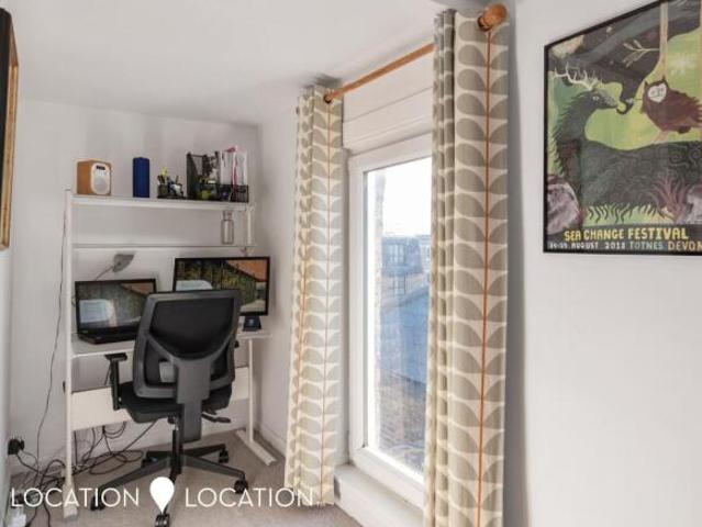 Flat for rent in Cat Hill