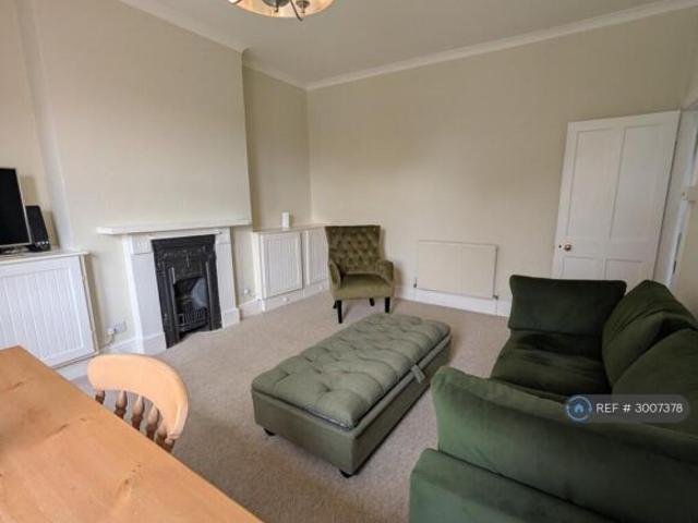 Flat for rent in Cat Hill