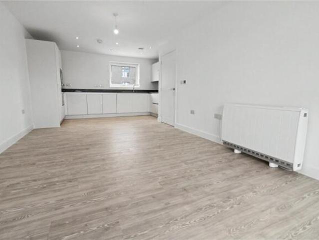 Flat for rent in Monks Orchard, Kent