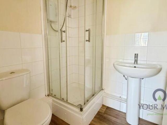 Flat for rent in Cat Hill